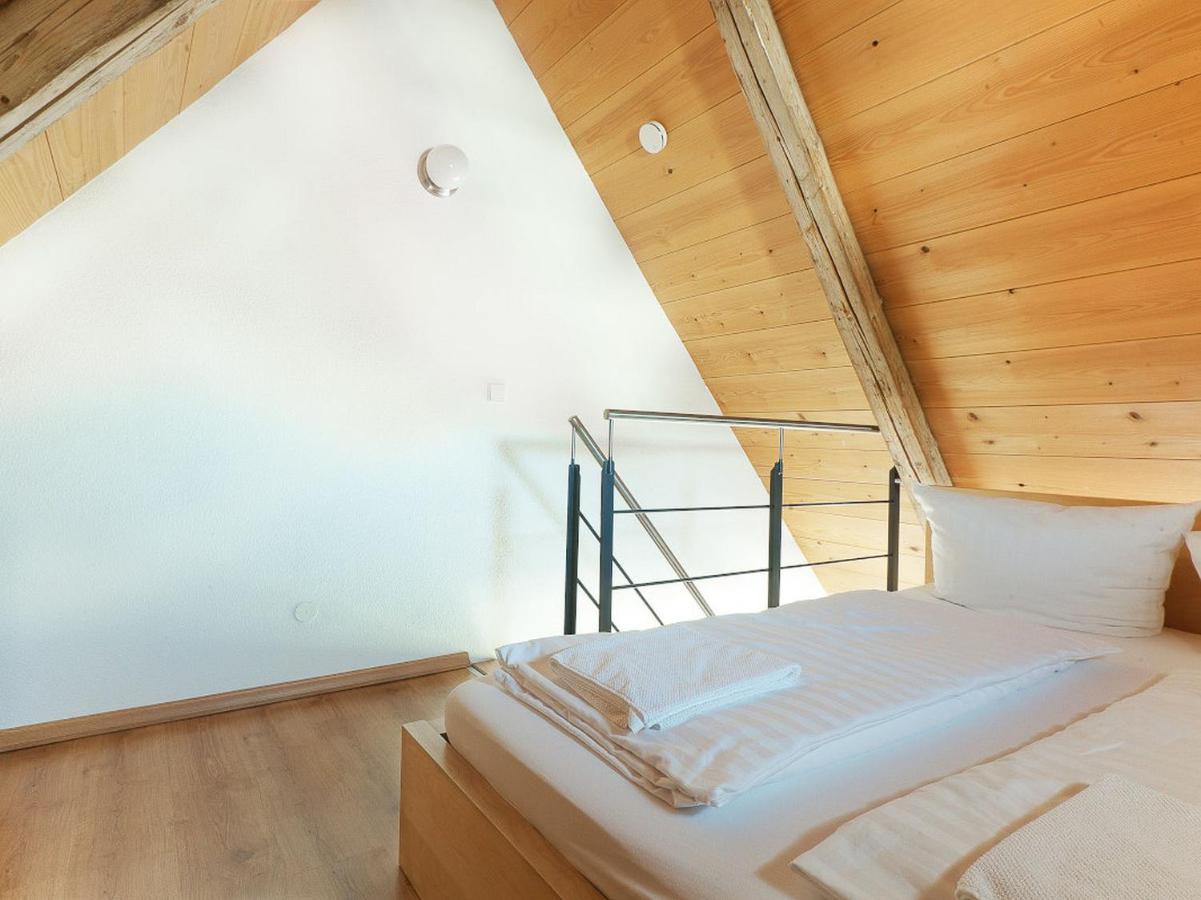 Escasa Ferienwohnungen Heiligenborn Extérieur photo