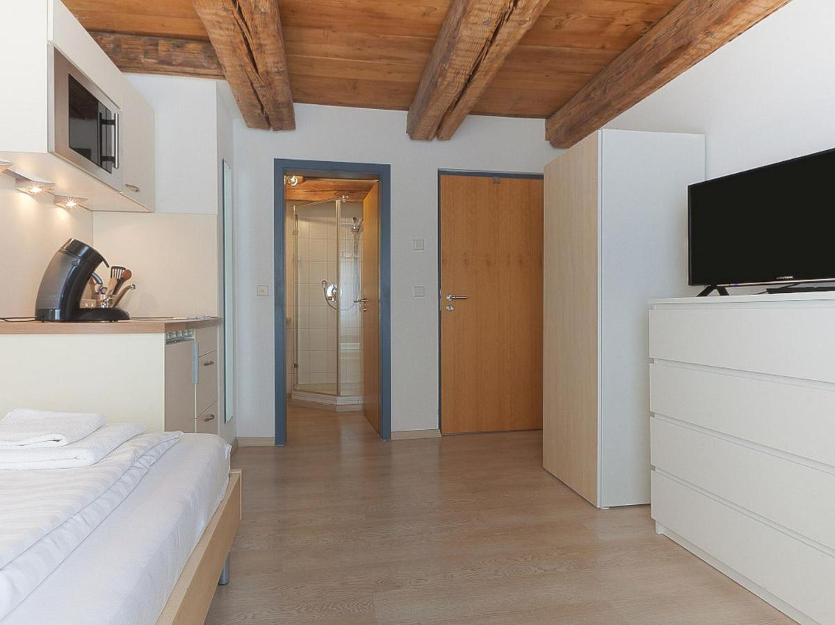 Escasa Ferienwohnungen Heiligenborn Extérieur photo
